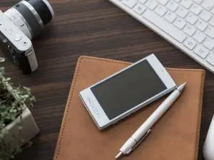 ravel Essentials – Durable and Beautiful ABS LUGGAGE Suitcase